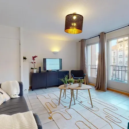 Des Bains Parking Hypercentre 6-8personnes Apartman