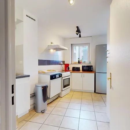 Apartment Des Bains Parking Hypercentre 6-8personnes