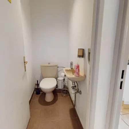 Apartment Des Bains Parking Hypercentre 6-8personnes Colmar