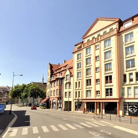 Des Bains Parking Hypercentre 6-8personnes * Colmar