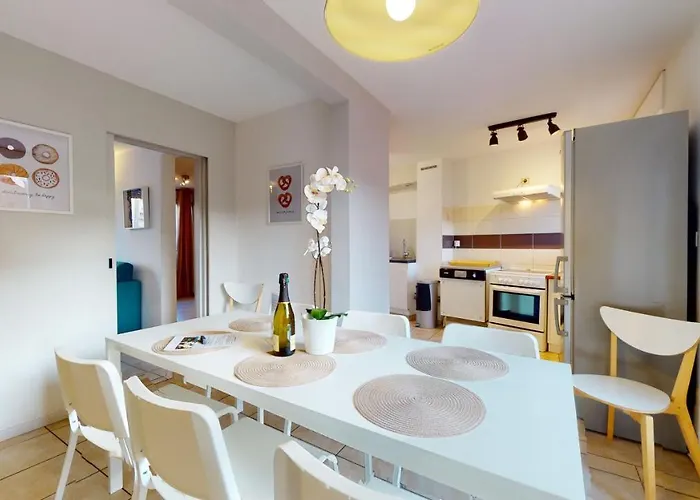 Des Bains Parking Hypercentre 6-8personnes Apartment *