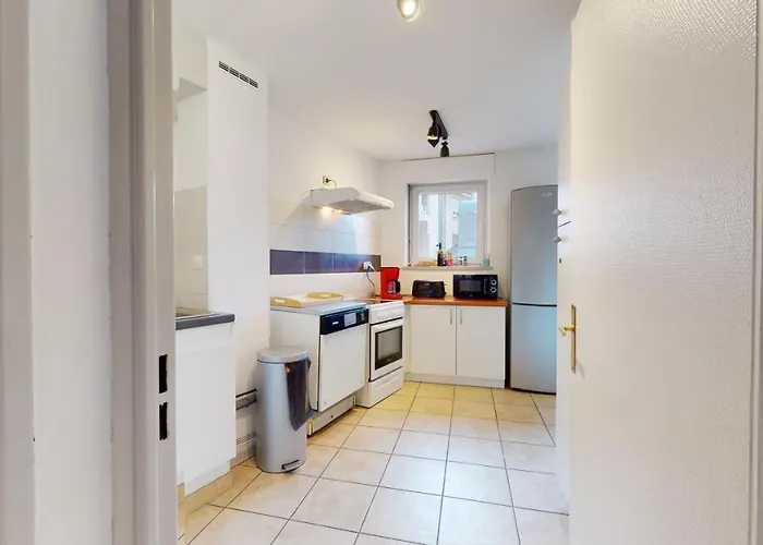 Apartment Des Bains Parking Hypercentre 6-8personnes