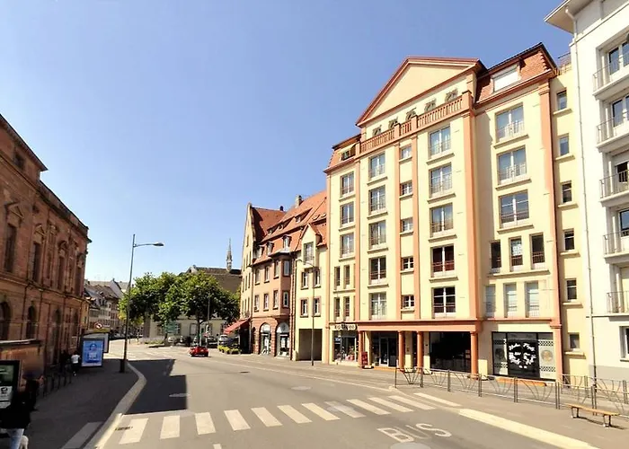 Des Bains Parking Hypercentre 6-8personnes * 科尔马